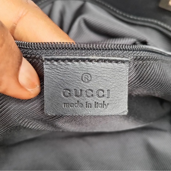 Authentic Gucci Black GG Canvas/Leather Shopper Tote - Picture 4 of 8